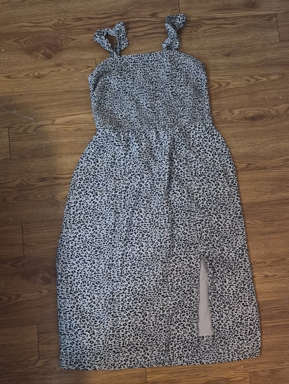 Abercrombie & Fitch Black and White Leopard-Print Midi Dress